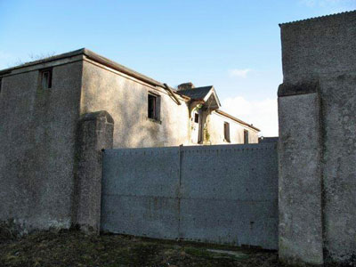 Gate to Urker Lodge Stables