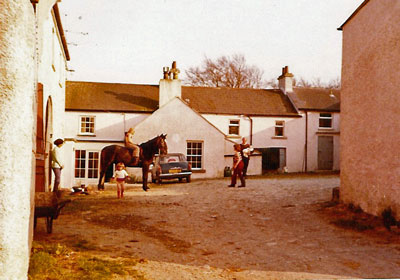 Urker Lodge courtyard